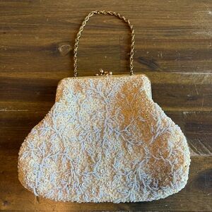 La Regale Vintage Beaded Evening Purse Clutch KISS Lock Ivory Cream Hong Kong